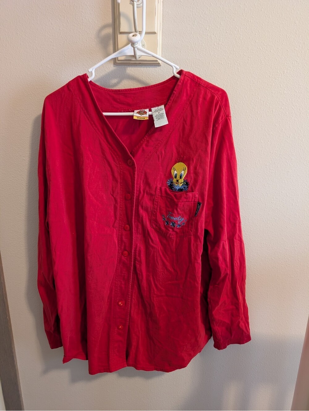Y2K Looney Tunes Women's 2x Red Tweety Embroidered Long Sleeve Button Up Top